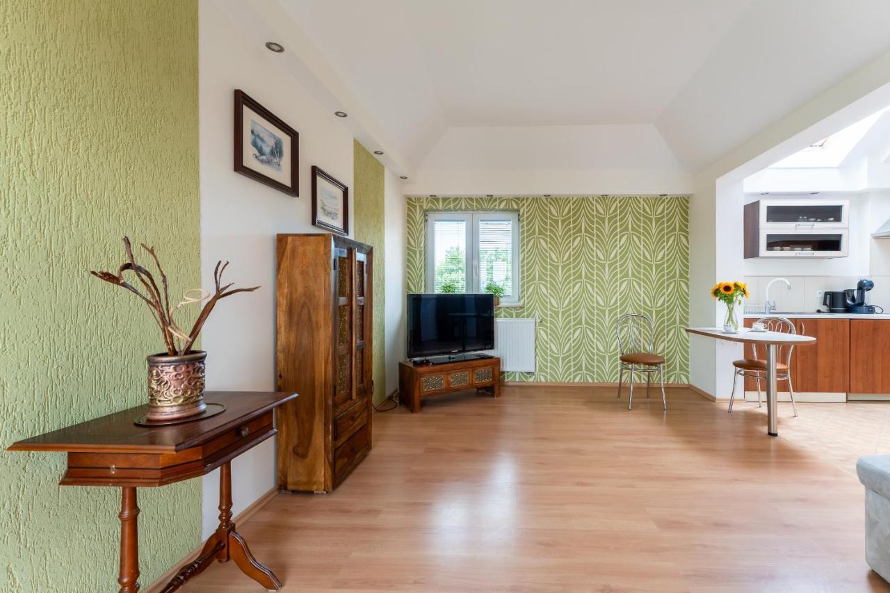 Apartament Green Hill Z Balkonem I Widokiem Na Karkonosze - Space Apart Jelenia Gora Exterior photo
